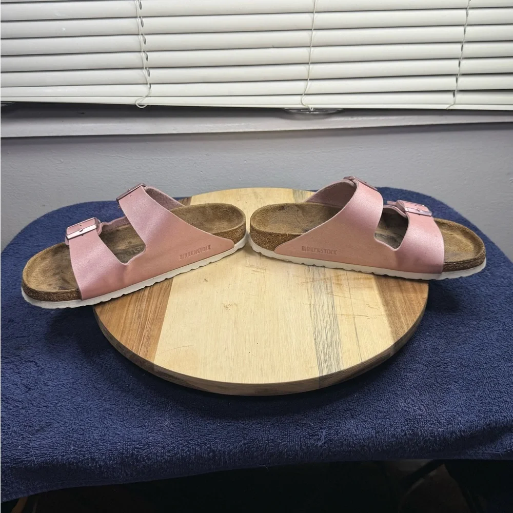 Birkenstocks (Women’s 8) - Picture 5 of 8